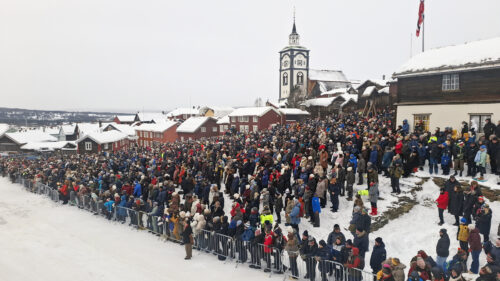 Veldig mye folk fikk oppleve en eventyrlig martnasåpning i dag.
Foto: Tore Østby Åpning Rørosmartnan 2026
