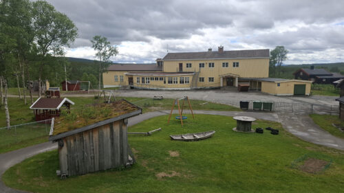 Glåmos skole har blitt en bygning med mange minner, men uten elever.
Foto: Tore Østby Glåmos skole