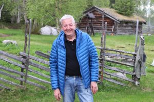 Leder for Lions Club Røros, Arnt Langen. Foto: Tove Østby.