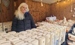 Inger Lise Engen Brukskunst har vært på Rørosmartnan sidsen 2003. Foto: Tove Østby