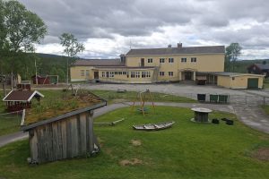 Glåmos skole har blitt en bygning med mange minner, men uten elever.
Foto: Tore Østby