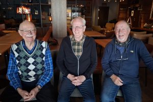 Ivar Brokhaug, Geir Toseth og Per Ludvig Engesæter på Bergstadens Hotel
Foto: Tore Østby
