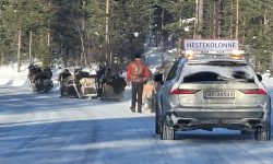 Fron Lasskjørerlag er på vei til Røros, etter å ha kjørt fra Vinstra.
Foto: Tore Østby