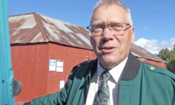 Per Matti Svendsen ved Femundsbussen
Foto: Tore Østby