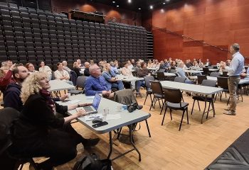 Røros var godt representert i folkemøtet om skolestruktur på Gauldal videregående skole i går kveld.
Foto: Tore Østby