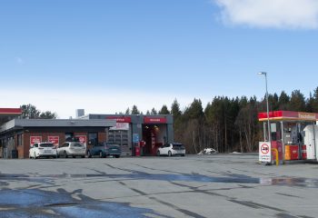 Her vil det komme en ny ladestasjon for El-biler.
Foto: Tore Østby